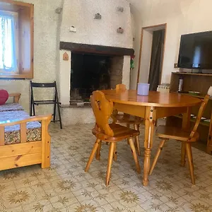 “casa Rosi” In Zona Medievale Pisogne